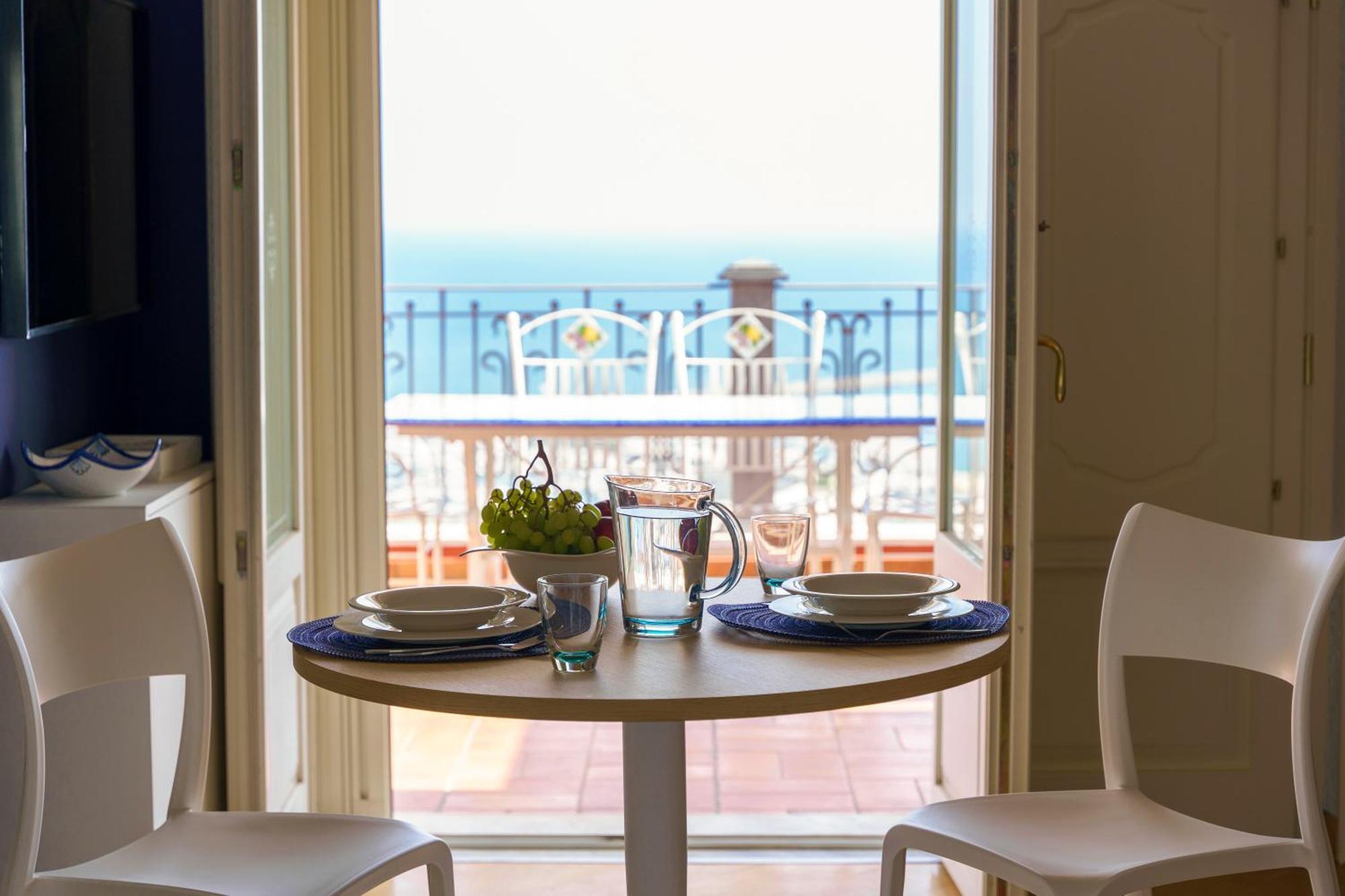 Suite Aphrodite - Exclusive Flat Salerno Zewnętrze zdjęcie