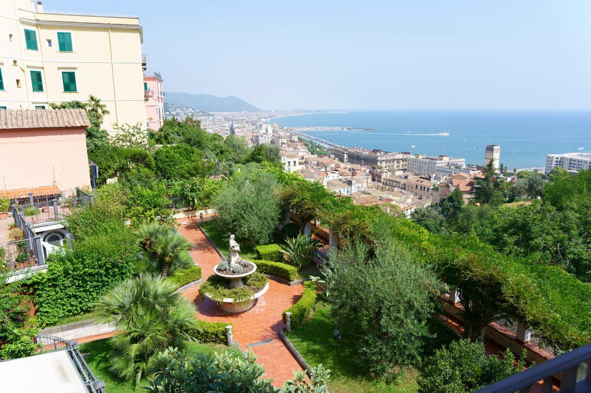 Suite Aphrodite - Exclusive Flat Salerno Zewnętrze zdjęcie