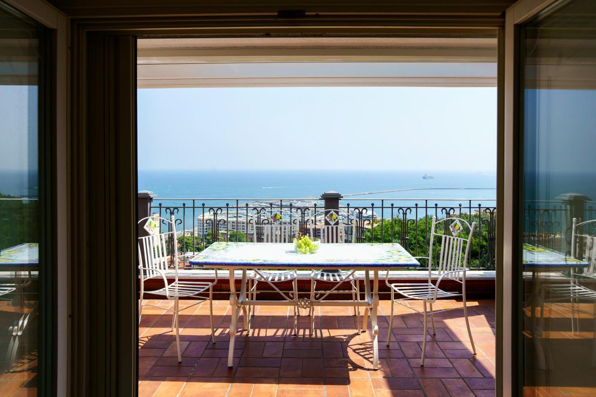 Suite Aphrodite - Exclusive Flat Salerno Zewnętrze zdjęcie
