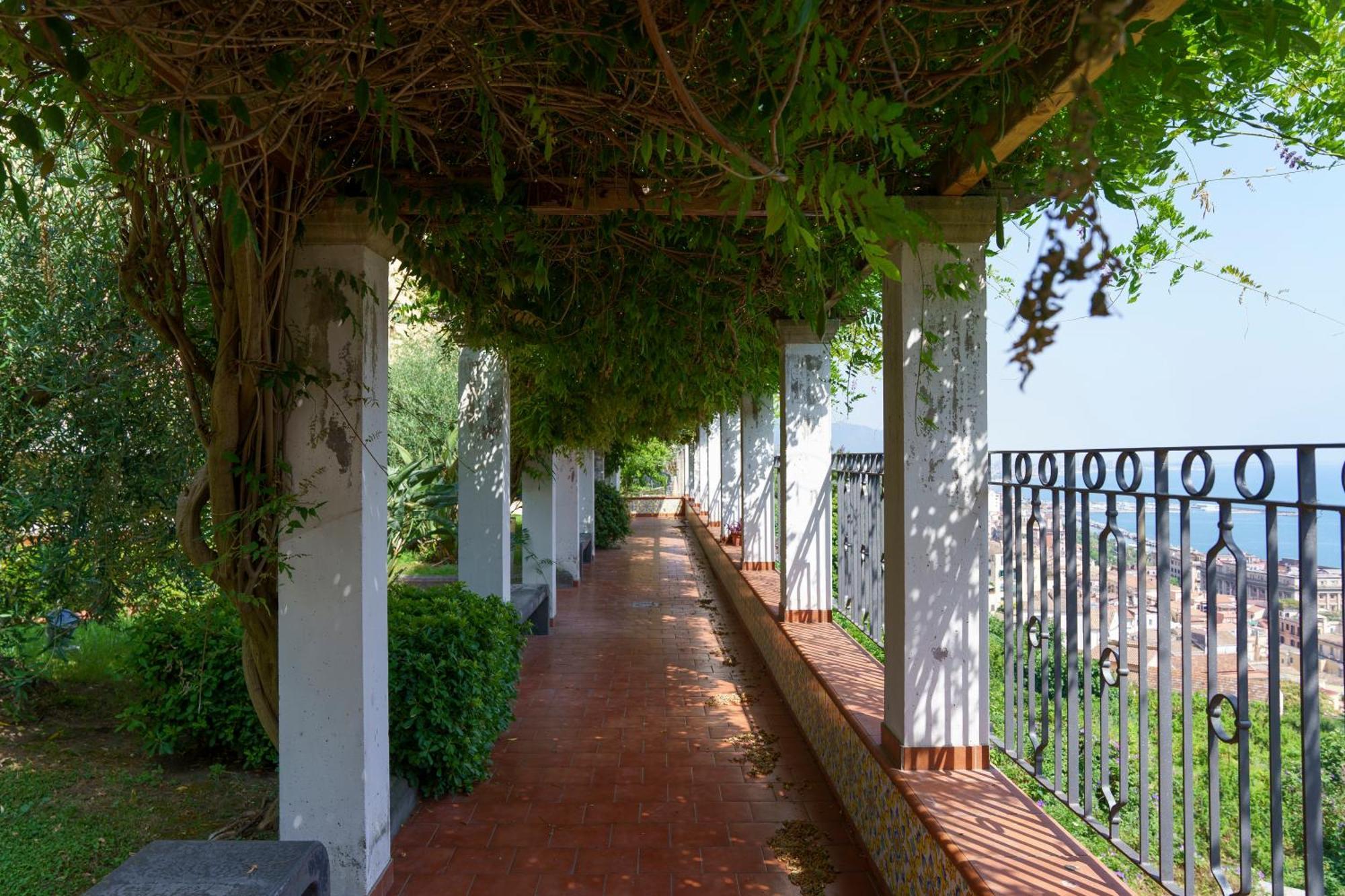 Suite Aphrodite - Exclusive Flat Salerno Zewnętrze zdjęcie
